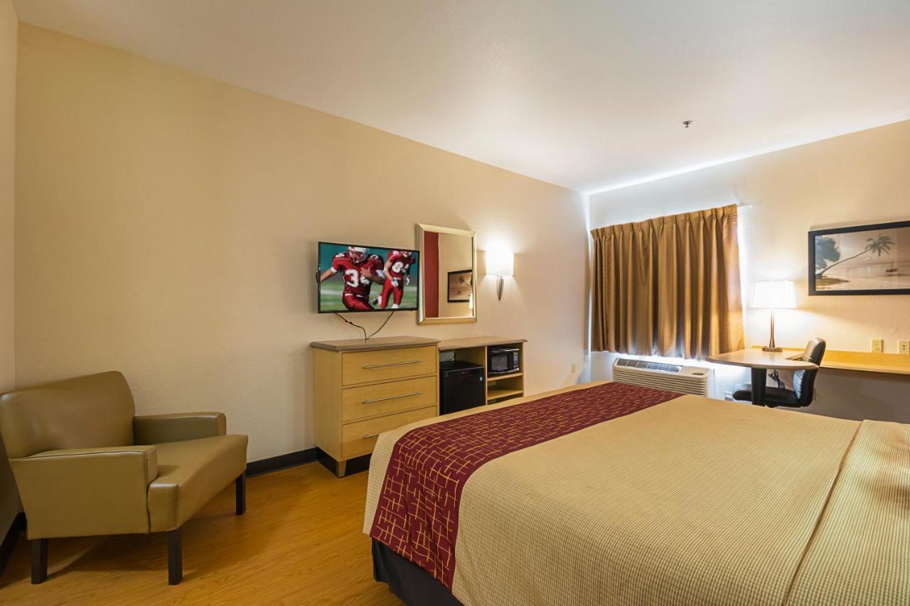 Red Roof Inn & Suites קורפוס כריסטי מראה חיצוני תמונה